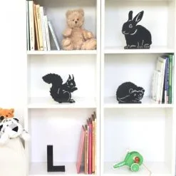 Silhouet Etende Eekhoorn - Decoratief -Tuinbeelden winkel silhouet etende eekhoorn 16 cm 1534835135 2 600