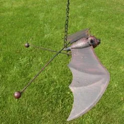 Vleermuis Met Bewegende Vleugels -Tuinbeelden winkel vleermuis brede vleugels 1527060674 3 600